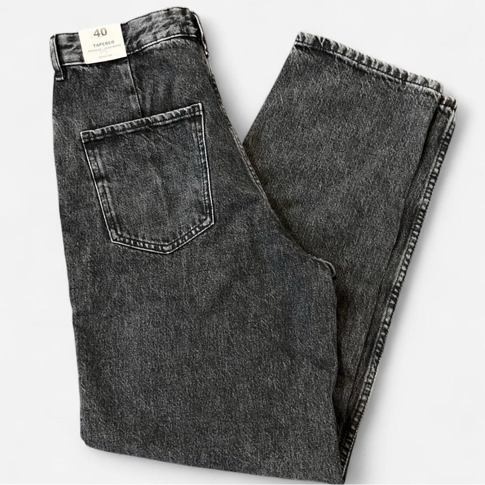 Women’s  Charcoal Relaxed Jeans